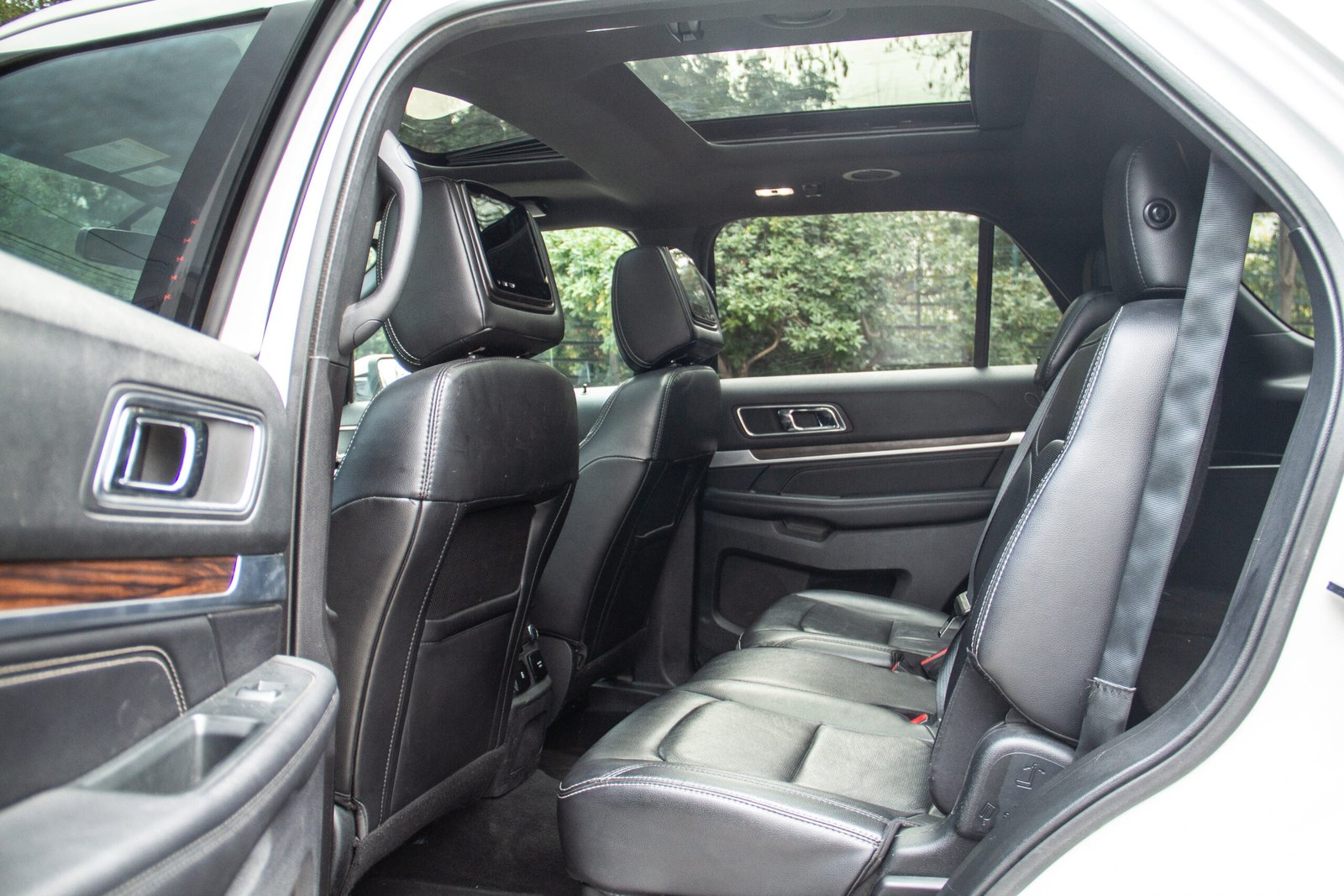 Ford Explorer — foto 16 de 20