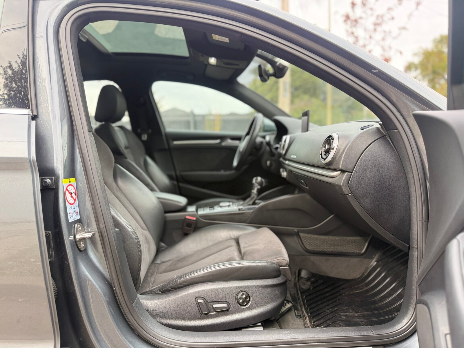 Audi A3 Sline — foto 14 de 20