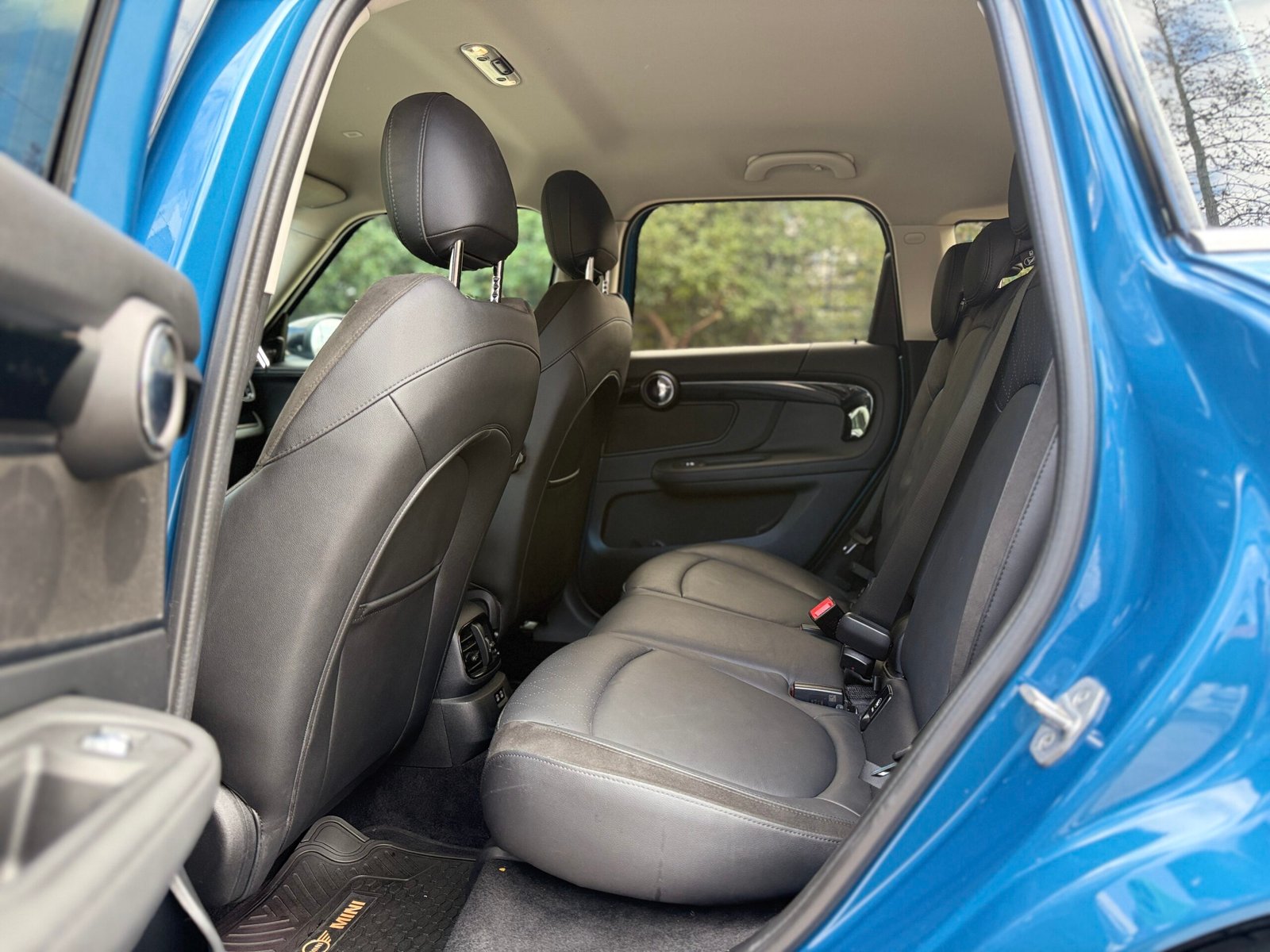 MINI Countryman S Iconic — foto 16 de 20