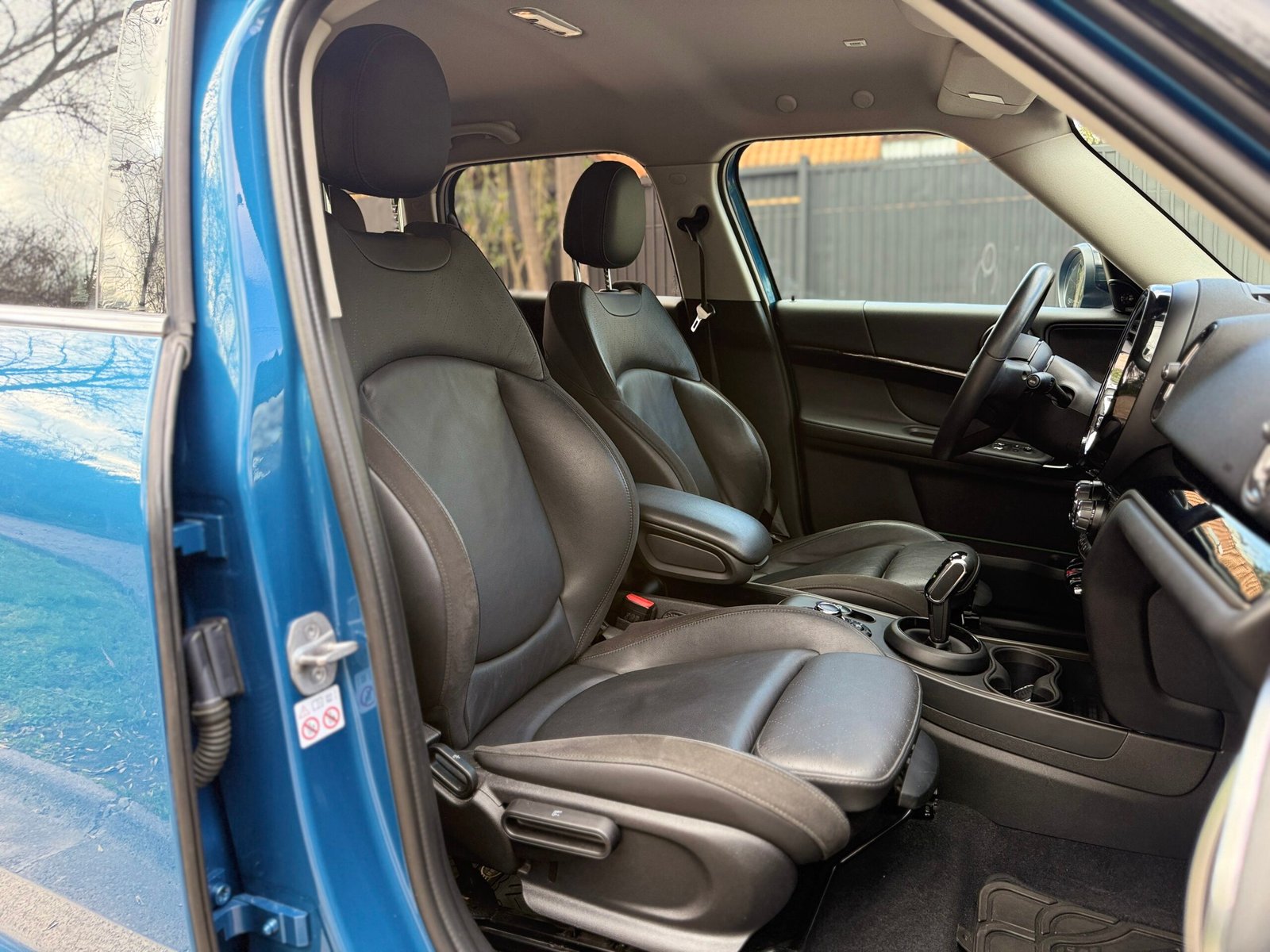 MINI Countryman S Iconic — foto 15 de 20