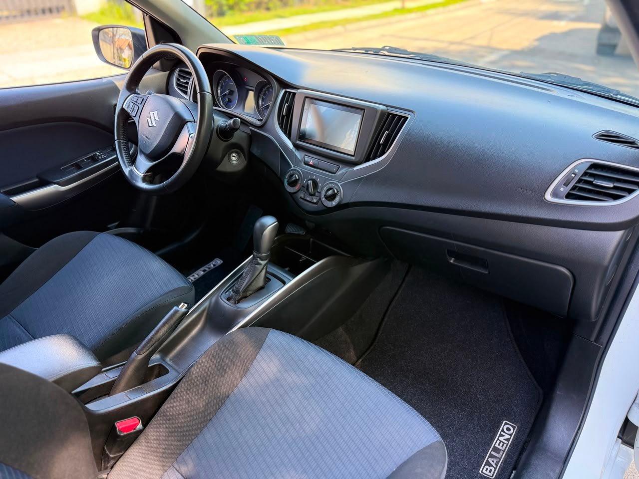 Suzuki Baleno — foto 19 de 19