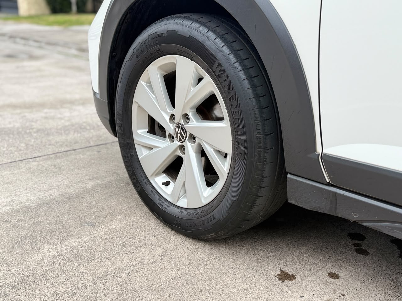 Volkswagen Nivus 1.0 Tsi Comfortline — foto 9 de 20