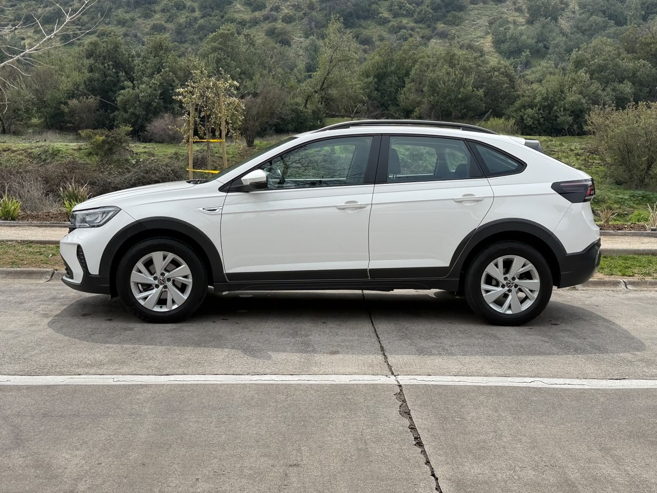 Volkswagen Nivus 1.0 Tsi Comfortline — foto 5 de 20