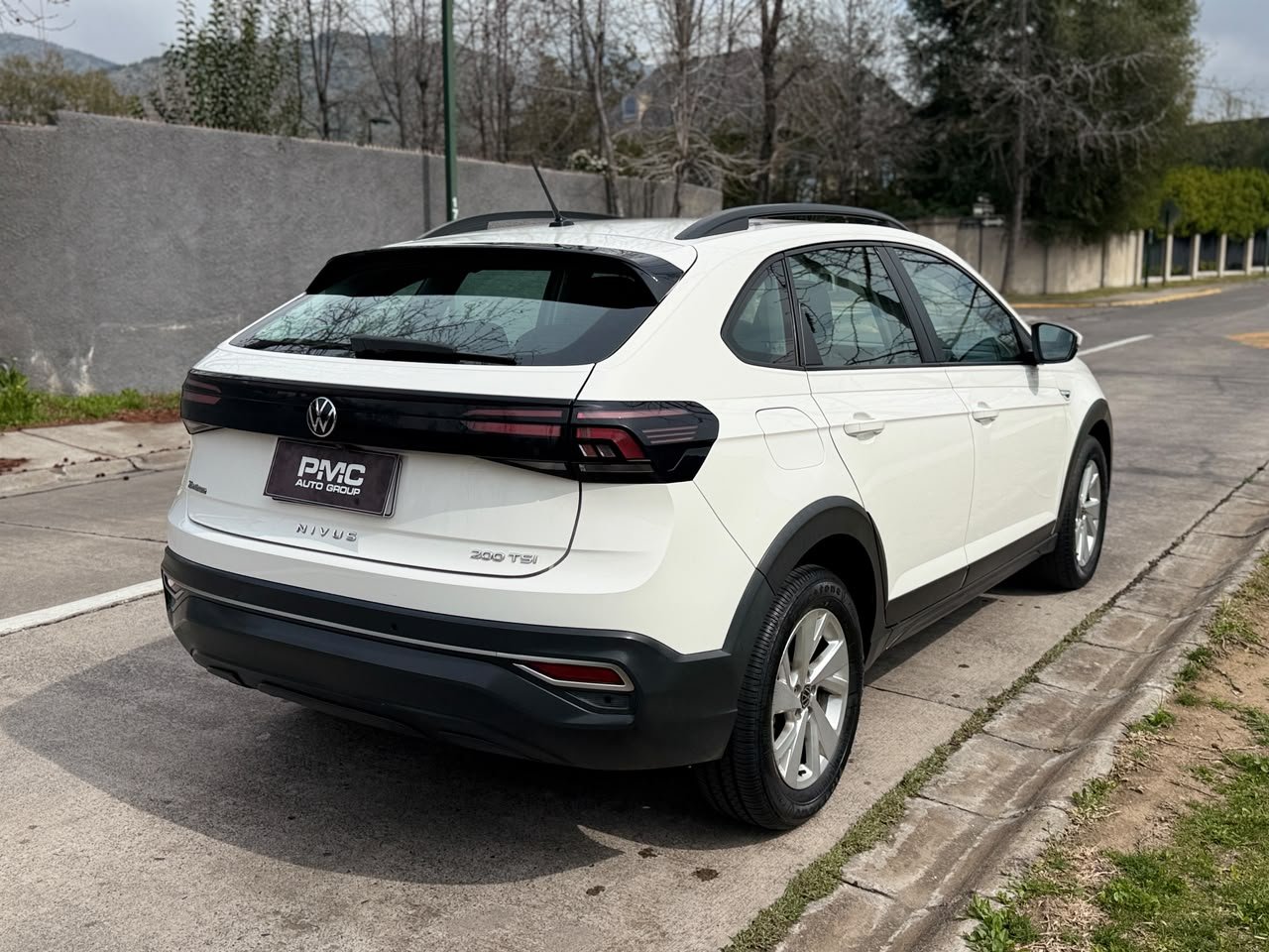 Volkswagen Nivus 1.0 Tsi Comfortline — foto 8 de 20