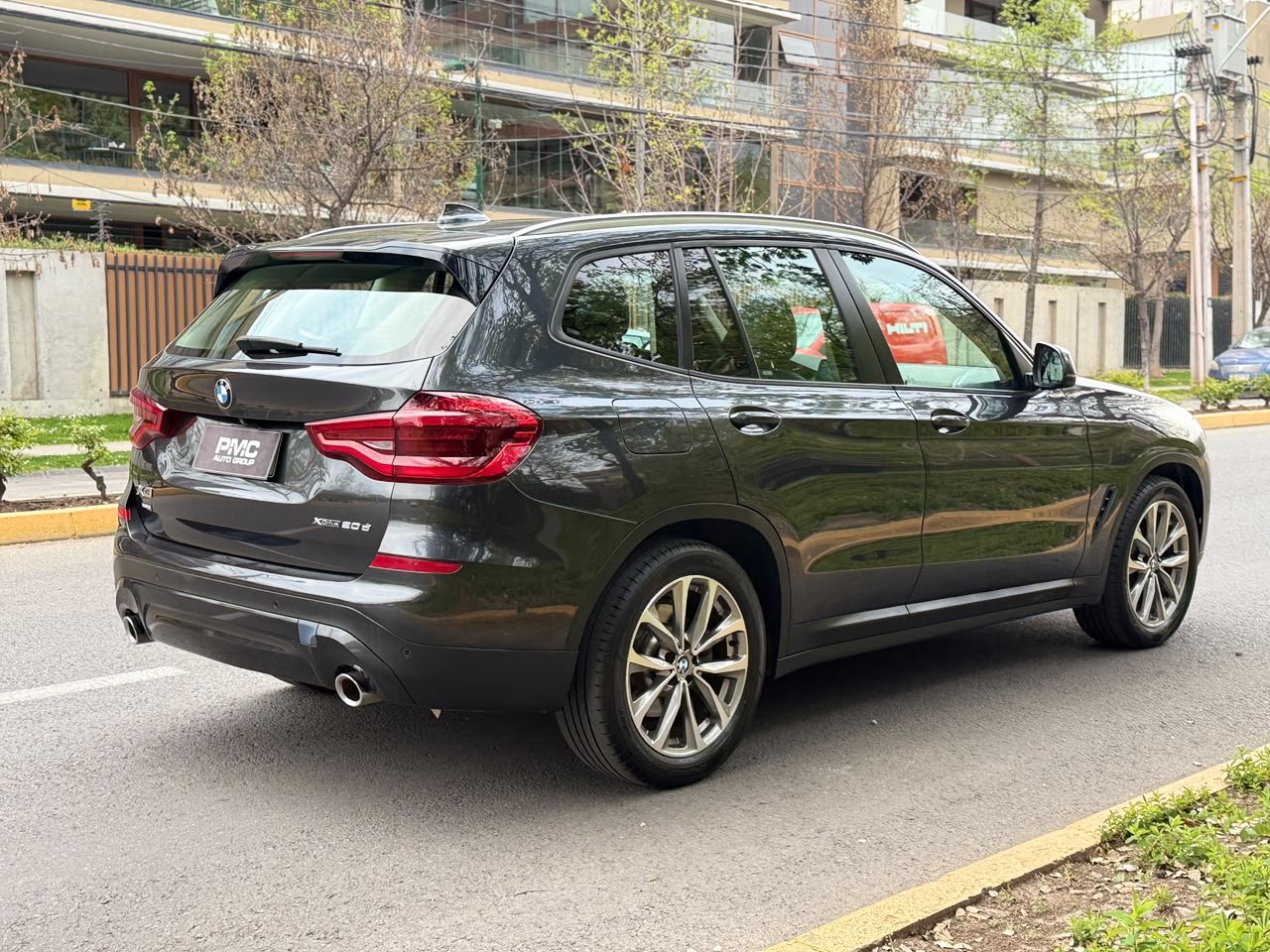 BMW X3 — foto 8 de 19