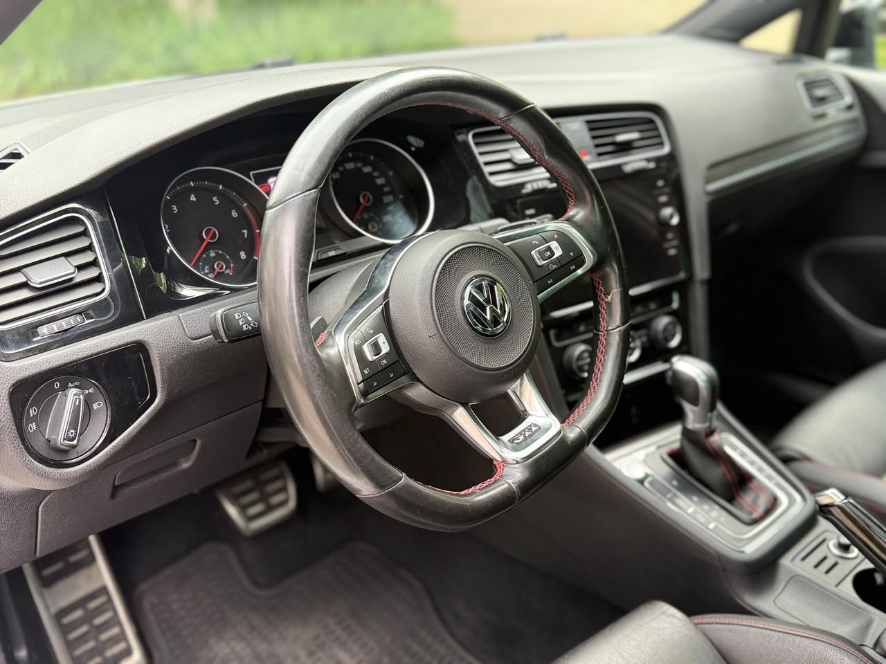 Volkswagen Golf Gti Mk7.5 — foto 12 de 19