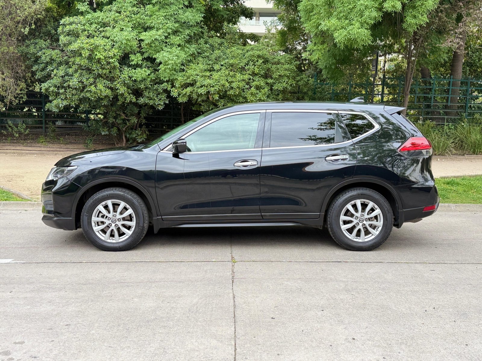 Nissan X-Trail T32 — foto 5 de 21