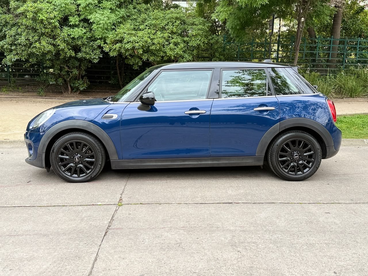 MINI Cooper F55 1.5 Turbo Pepper — foto 5 de 22