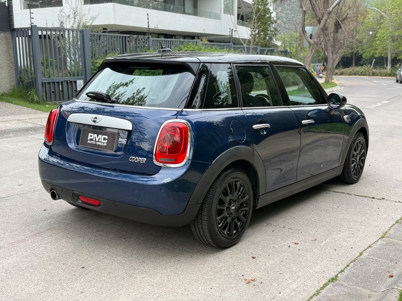 MINI Cooper F55 1.5 Turbo Pepper — foto 8 de 22