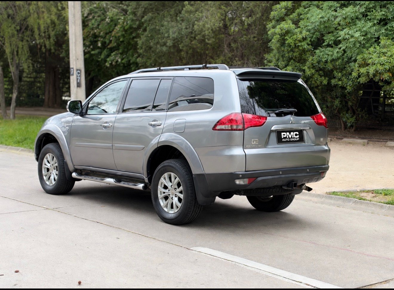 Mitsubishi Montero Sport Limited 2.5 Turbo Diésel At4×4 — foto 6 de 21