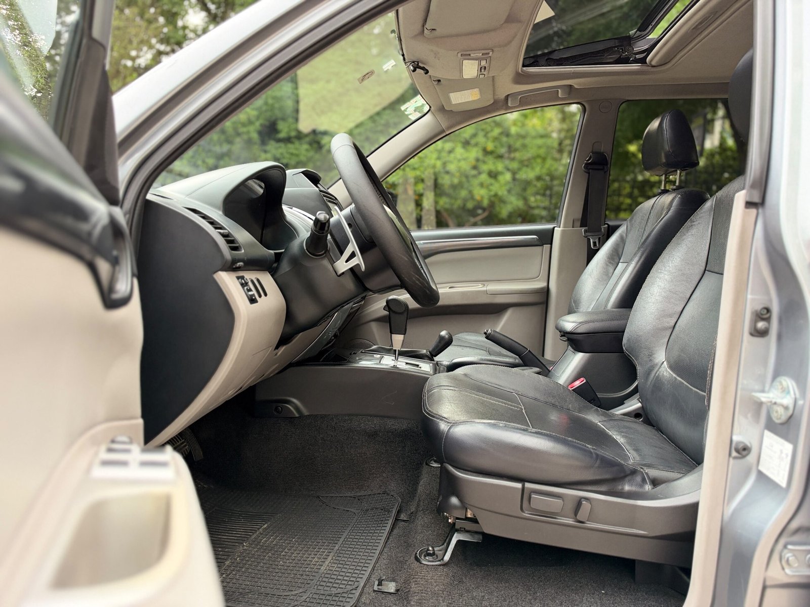 Mitsubishi Montero Sport Limited 2.5 Turbo Diésel At4×4 — foto 10 de 21